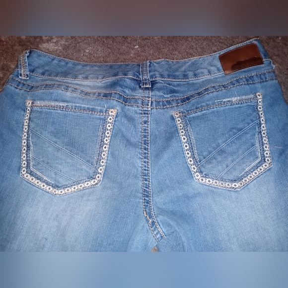 Maurices jeans - Picture 4 of 5